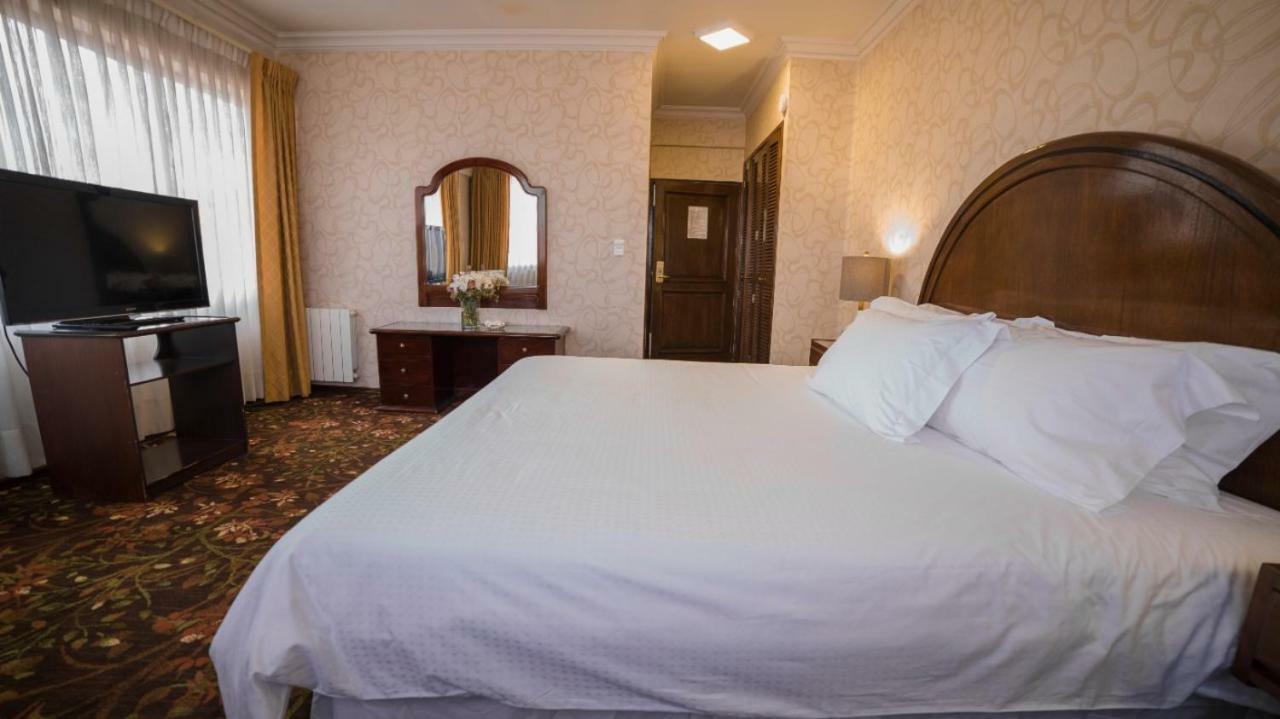 Hotel Coloso Потоси Экстерьер фото